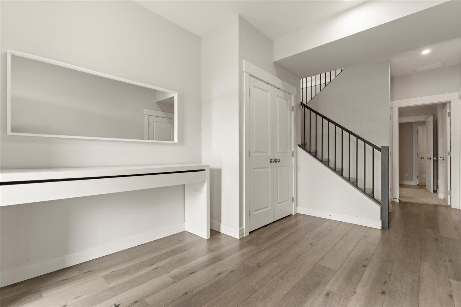 47389 Yale Road, Little Mountain, Chilliwack, British Columbia  V2P 7M8 - Photo 4 - R3091955