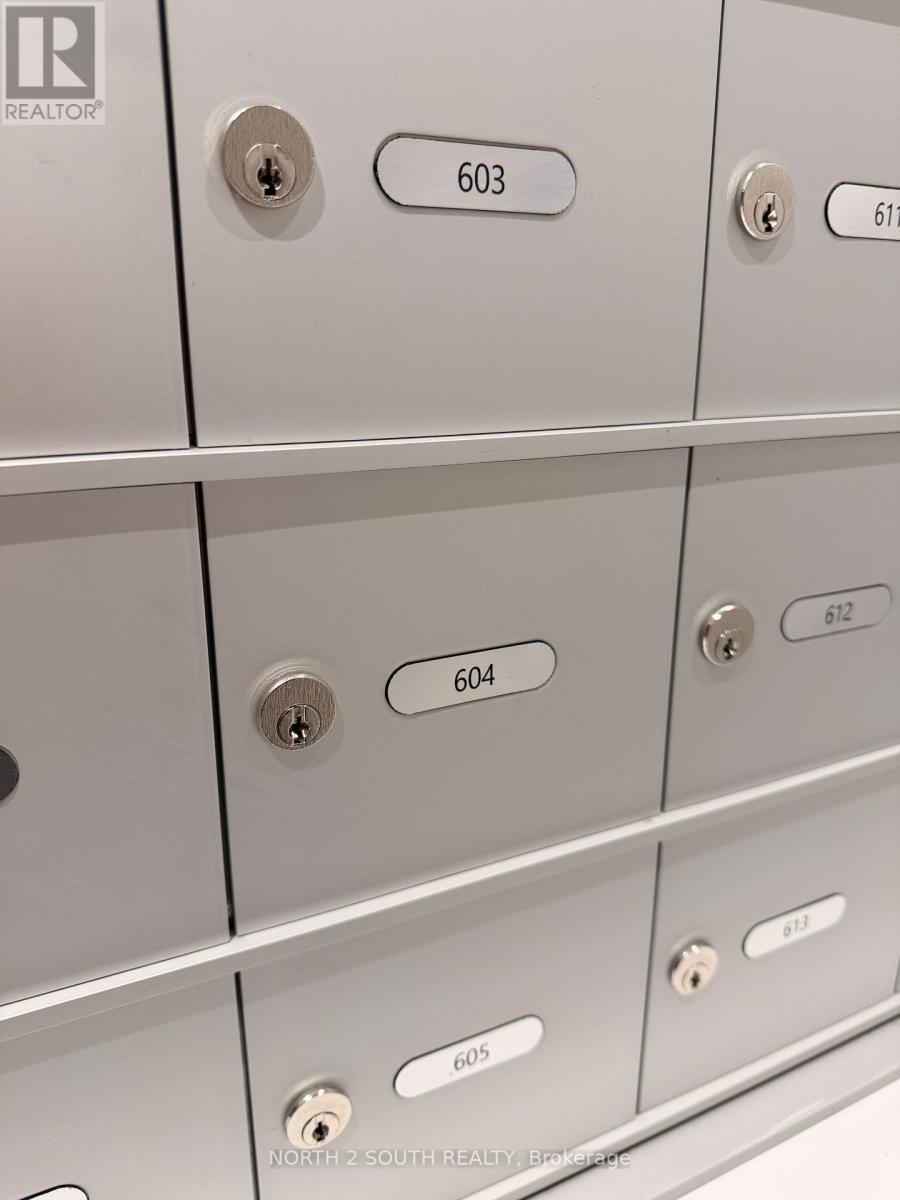 604 - 1720 Bayview Avenue E, Toronto (Mount Pleasant East), Ontario  M4G 0E5 - Photo 2 - C12806162