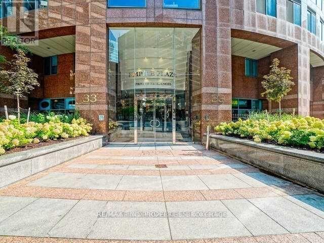 604 - 33 University Avenue, Toronto, Ontario  M5J 2S7 - Photo 1 - C12806196