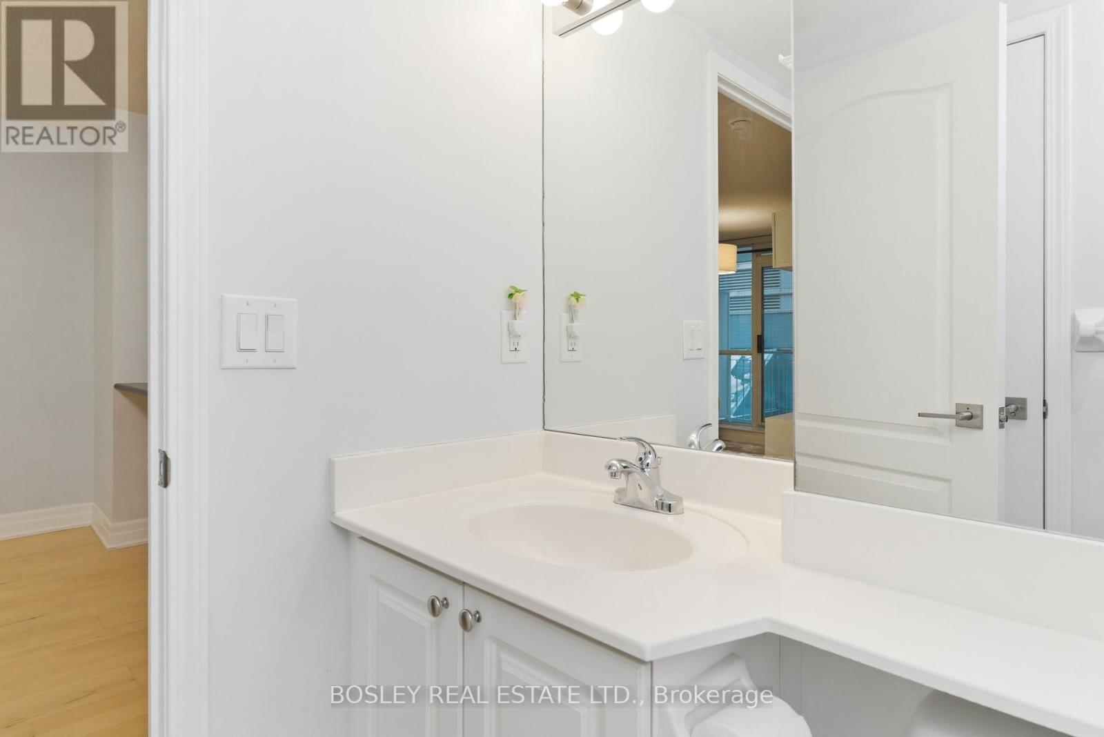 311 - 18 Stafford Street, Toronto, Ontario  M5V 3W4 - Photo 16 - C12806272