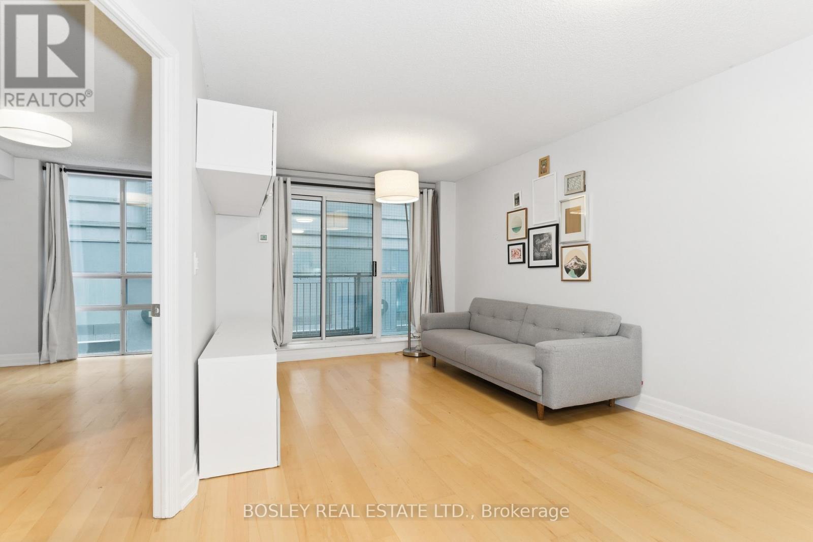 311 - 18 Stafford Street, Toronto, Ontario  M5V 3W4 - Photo 2 - C12806272