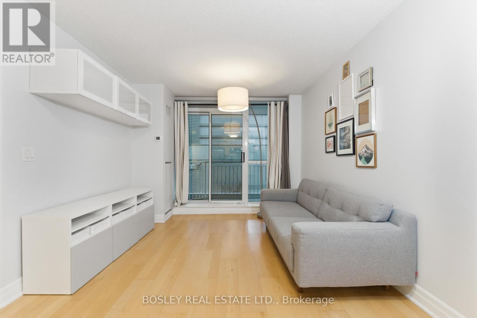 311 - 18 Stafford Street, Toronto, Ontario  M5V 3W4 - Photo 3 - C12806272