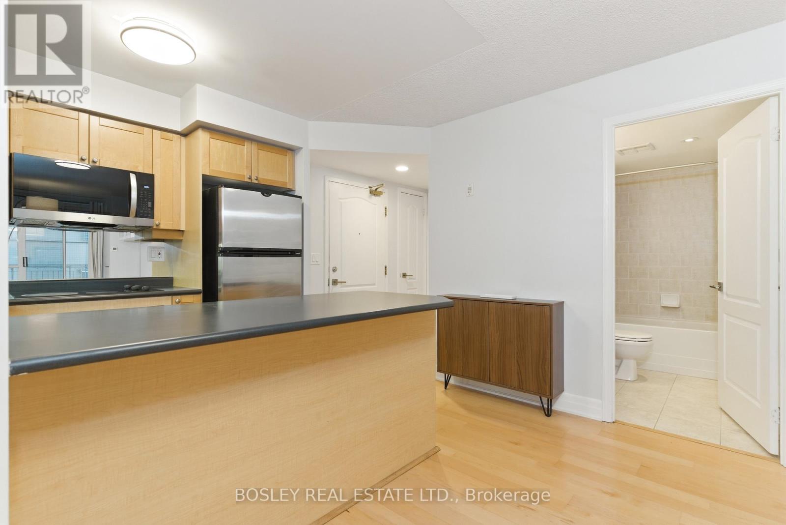 311 - 18 Stafford Street, Toronto, Ontario  M5V 3W4 - Photo 6 - C12806272