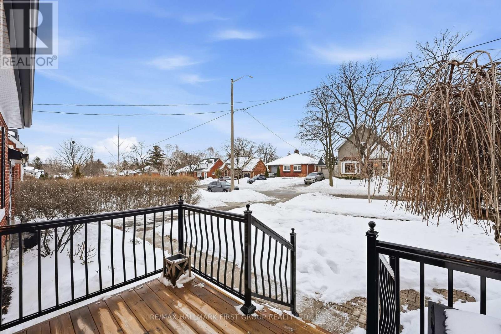 98 Sutherland Avenue, Oshawa, Ontario  L1G 2G5 - Photo 3 - E12806232