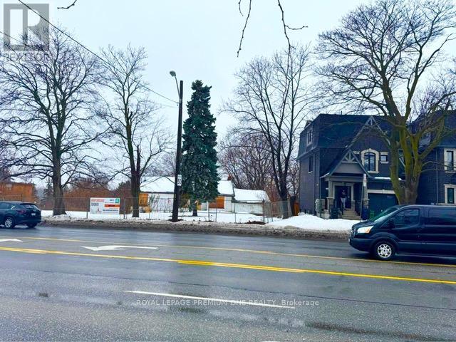 2986 Weston Road, Toronto, Ontario  M6R 2K1 - Photo 10 - W12805432