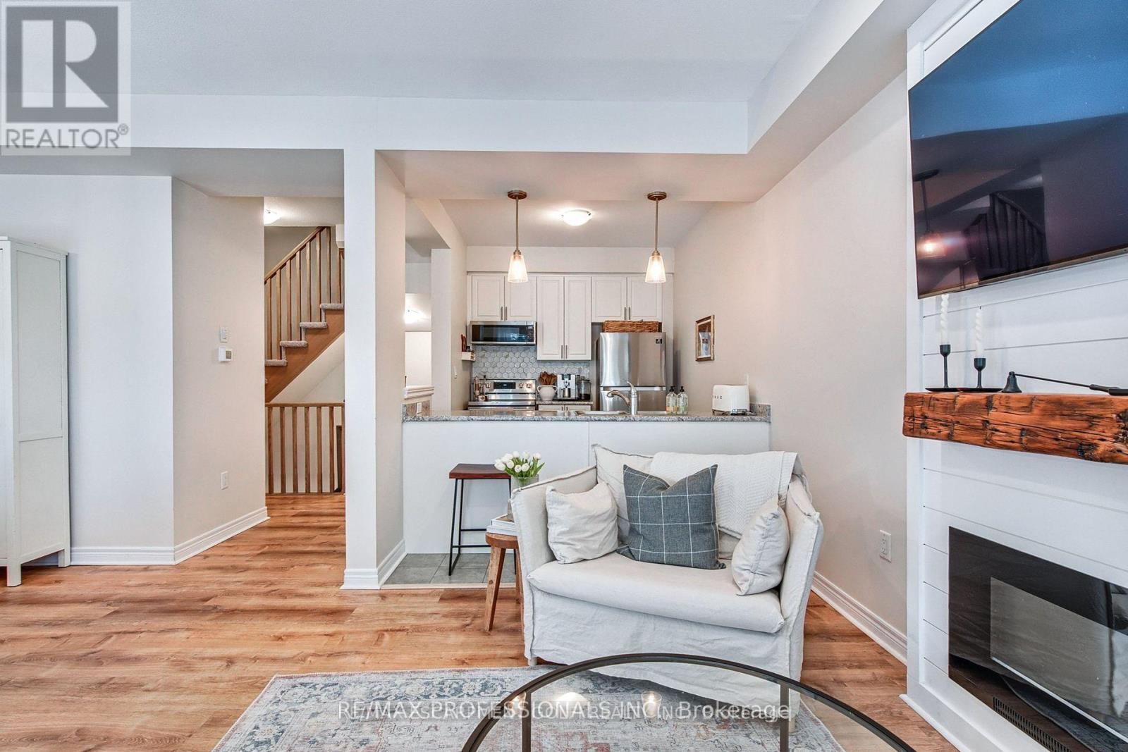 9 Pipe Avenue, Hamilton, Ontario  L9K 0J9 - Photo 14 - X12798164