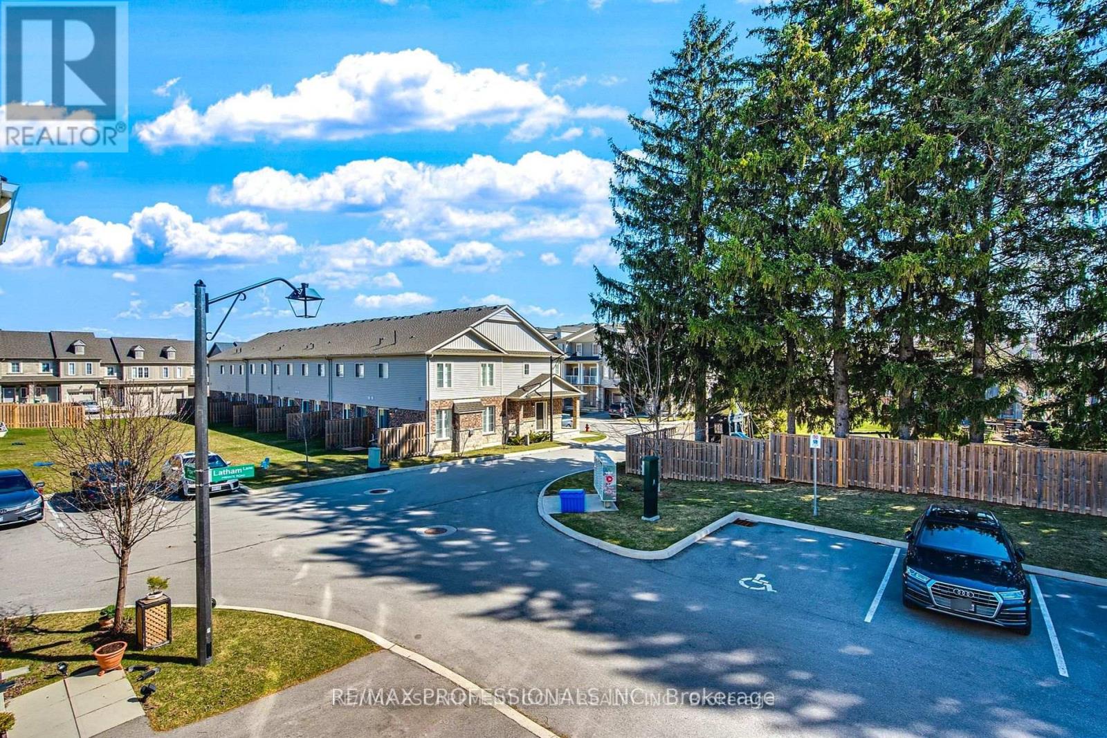 9 Pipe Avenue, Hamilton, Ontario  L9K 0J9 - Photo 16 - X12798164