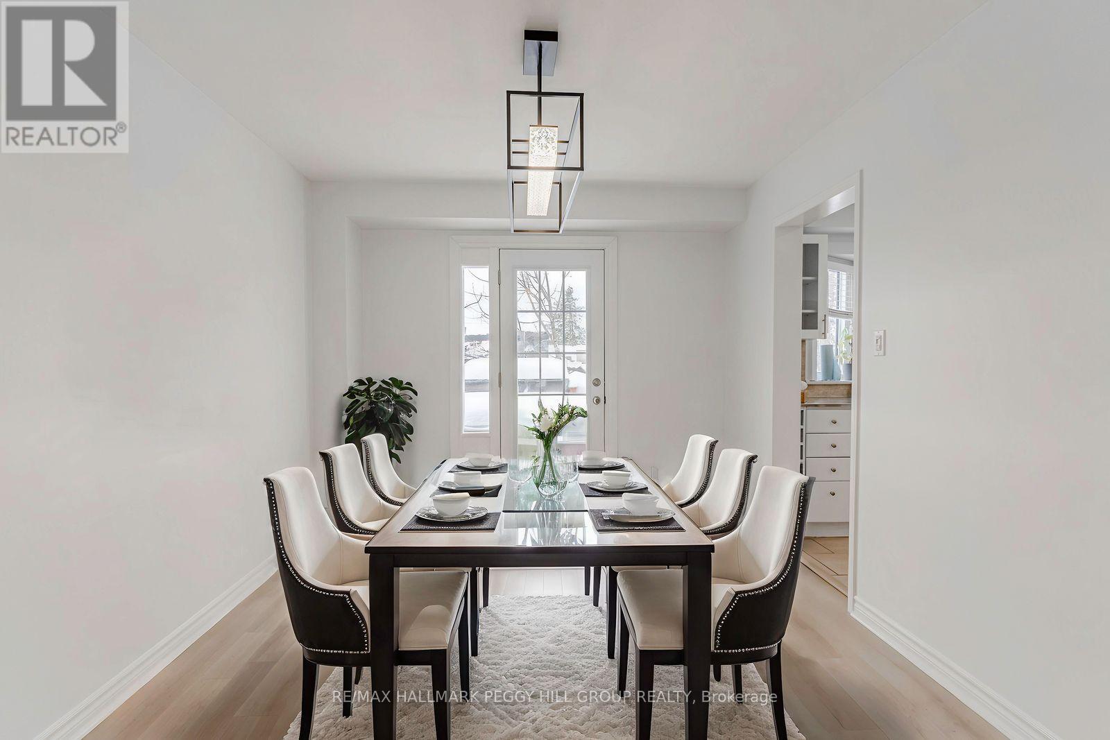 62 O'shaughnessy Crescent, Barrie, Ontario  L4N 7L8 - Photo 3 - S12806184