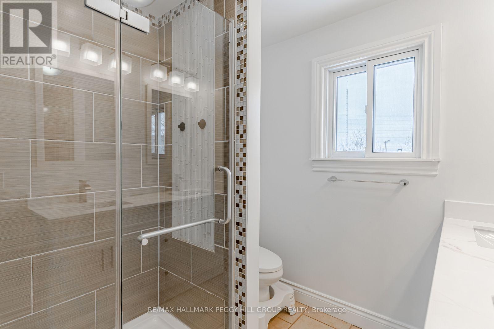 62 O'shaughnessy Crescent, Barrie, Ontario  L4N 7L8 - Photo 7 - S12806184