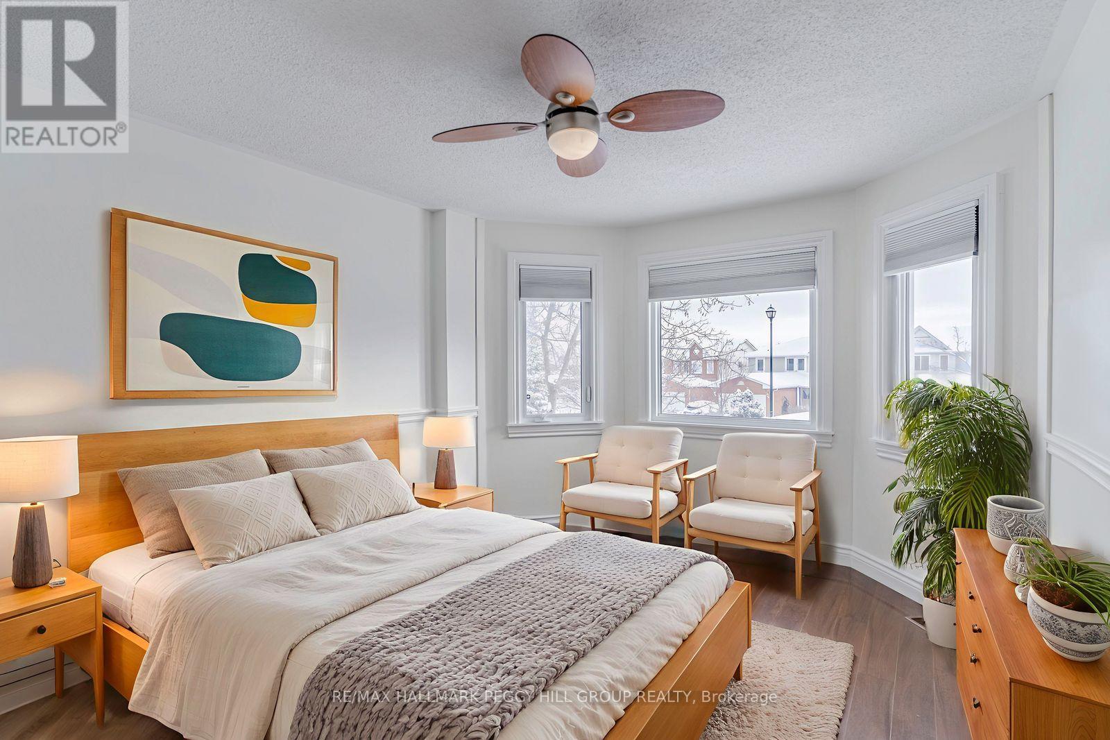 62 O'shaughnessy Crescent, Barrie, Ontario  L4N 7L8 - Photo 9 - S12806184