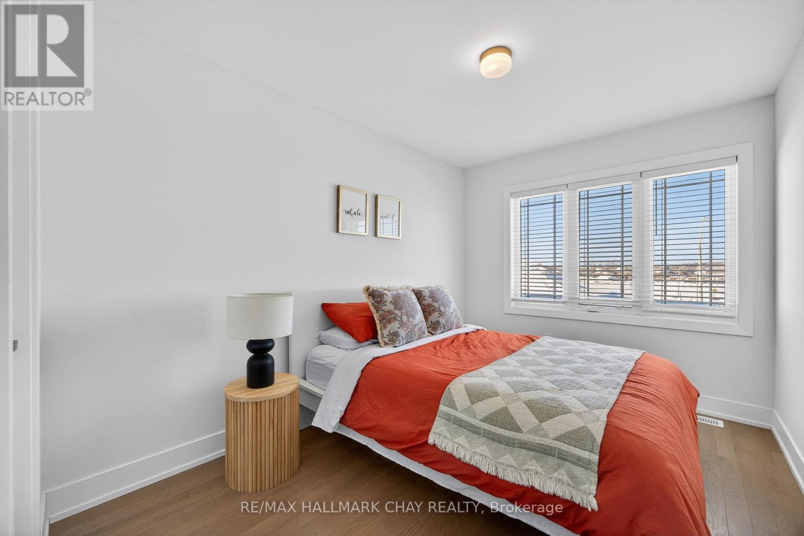 1 Milady Crescent, Barrie, Ontario  L9J 0X3 - Photo 20 - S12806208