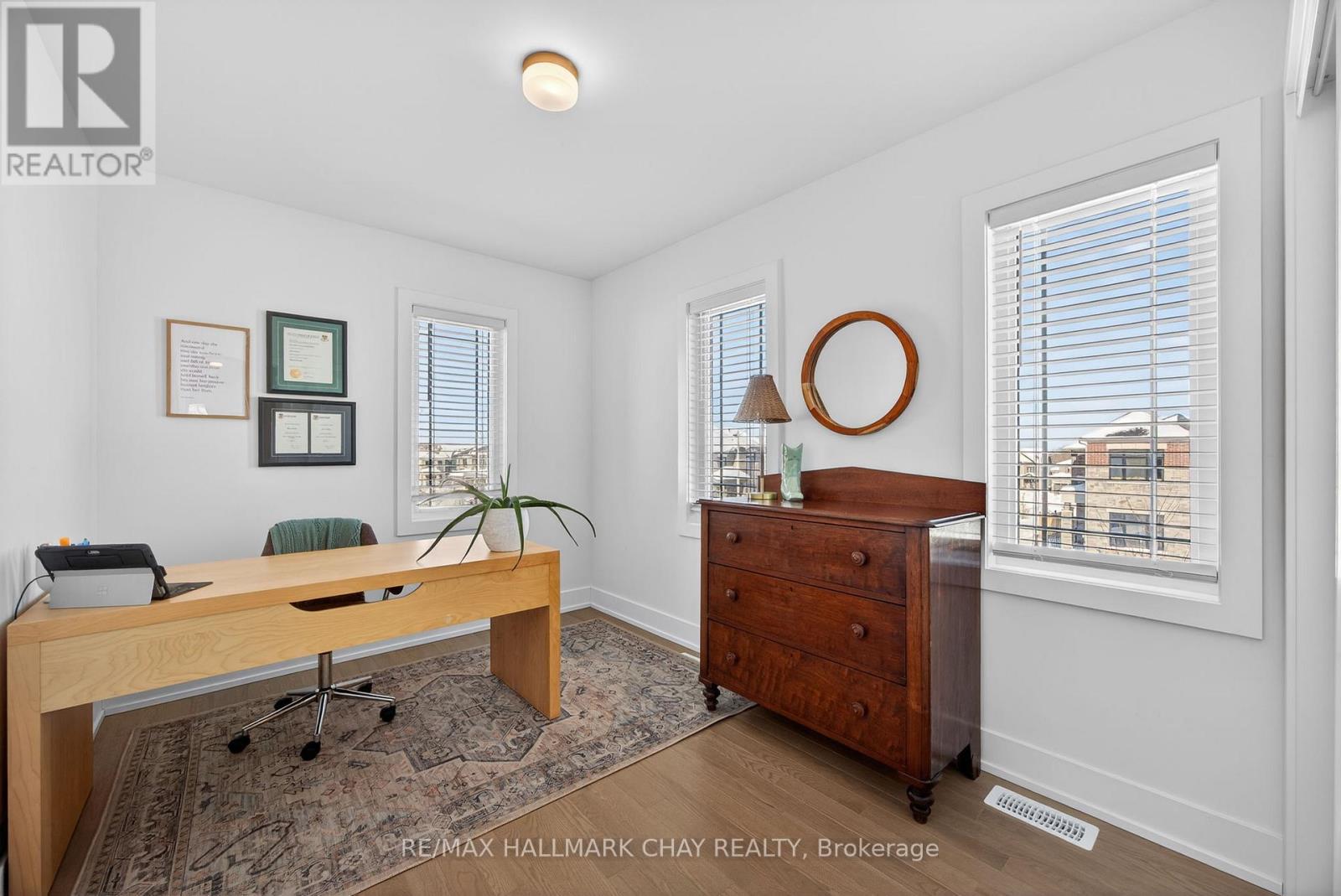 1 Milady Crescent, Barrie, Ontario  L9J 0X3 - Photo 21 - S12806208