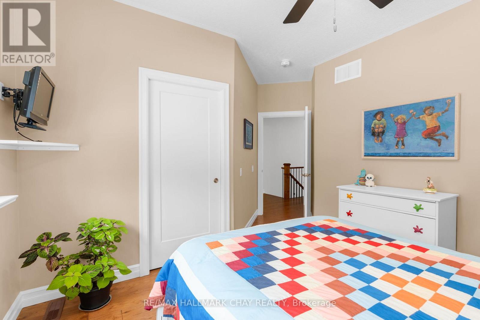 25 Country Club Lane, Oro-Medonte (Horseshoe Valley), Ontario  L4M 4Y8 - Photo 20 - S12806266