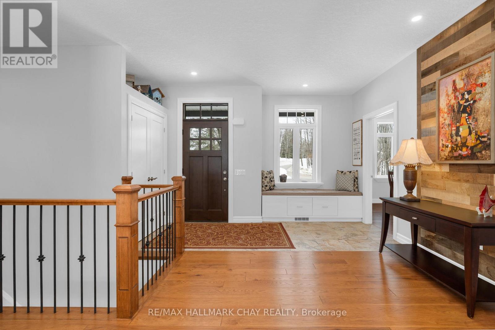 25 Country Club Lane, Oro-Medonte (Horseshoe Valley), Ontario  L4M 4Y8 - Photo 3 - S12806266