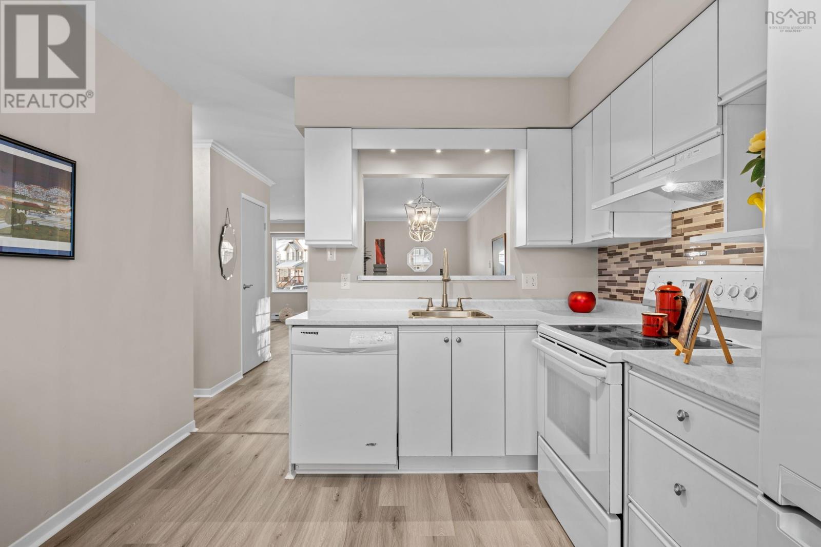 28 Tutor Court, Dartmouth, Nova Scotia  B3A 4X9 - Photo 14 - 202603102