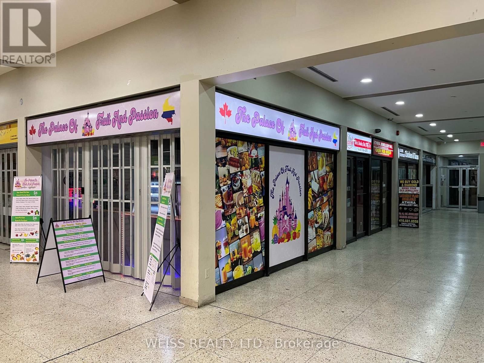 R - 45 Four Winds Drive, Toronto, Ontario  M3J 2T6 - Photo 24 - W12806112