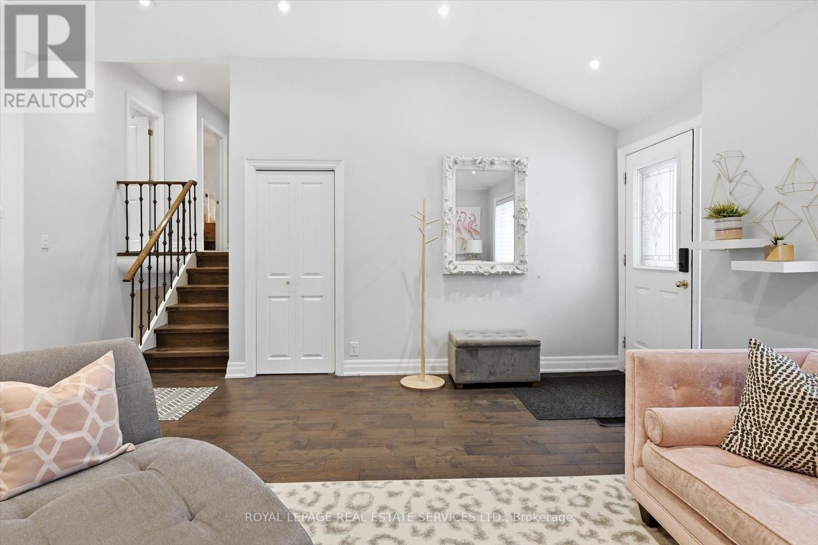 16 Wareside Road, Toronto, Ontario  M9C 3B2 - Photo 10 - W12806180