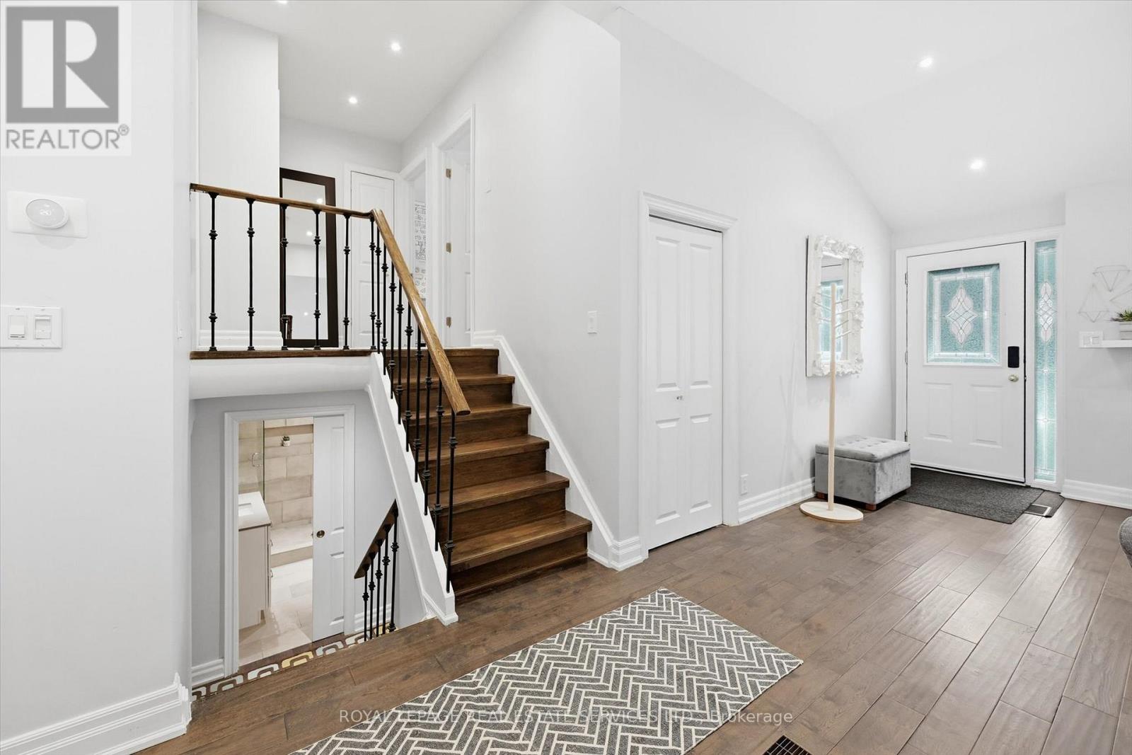 16 Wareside Road, Toronto, Ontario  M9C 3B2 - Photo 23 - W12806180