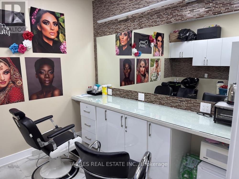 10 - 860 North Park Drive, Brampton (Westgate), Ontario  L6S 4N5 - Photo 32 - W12806190