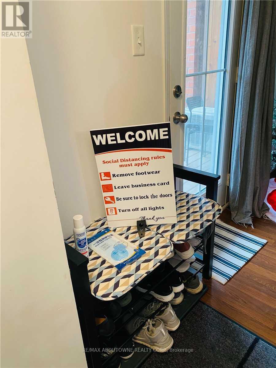 6 - 2492 Post Road, Oakville (Ro River Oaks), Ontario  L6H 0K1 - Photo 4 - W12806206