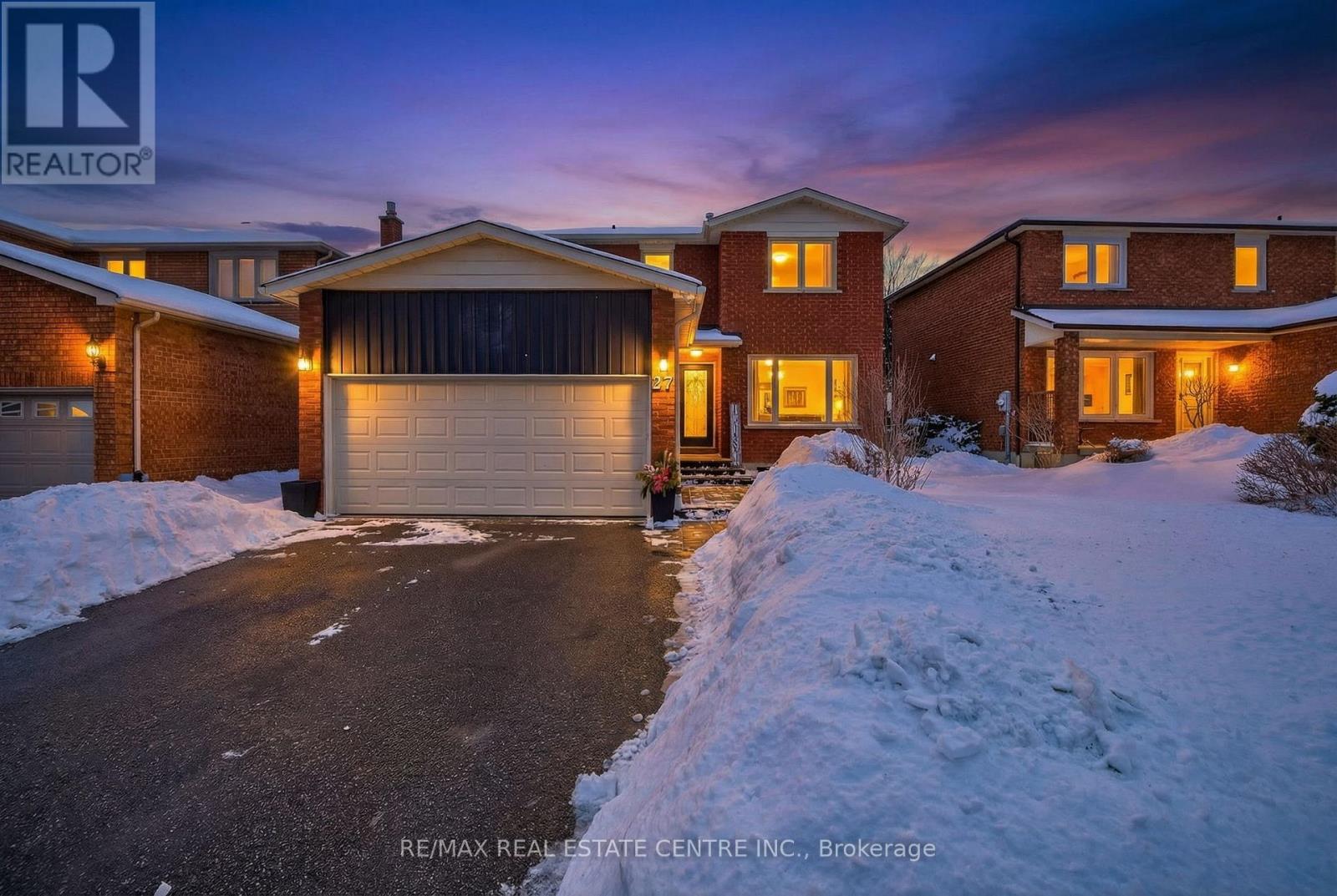 27 DE ROSE AVENUE, Caledon, Ontario