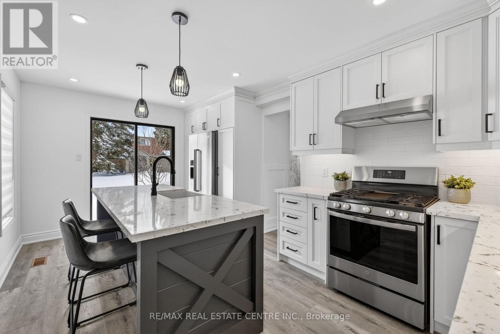 27 De Rose Avenue, Caledon, Ontario L7E 1B6 - Photo 13 - W12806256