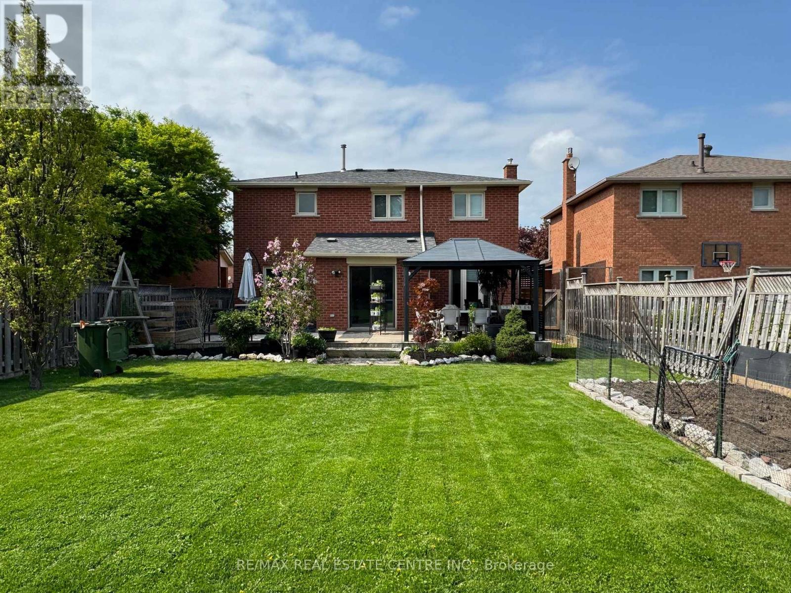 27 De Rose Avenue, Caledon, Ontario L7E 1B6 - Photo 46 - W12806256