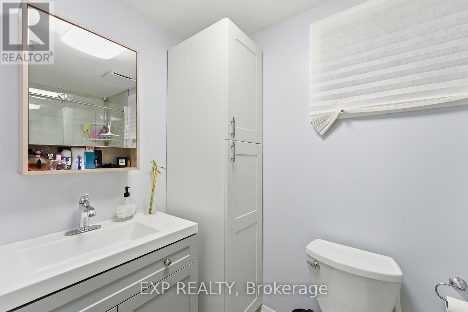 5 Hatherley Road, Toronto, Ontario  M6E 1V8 - Photo 27 - W12806274