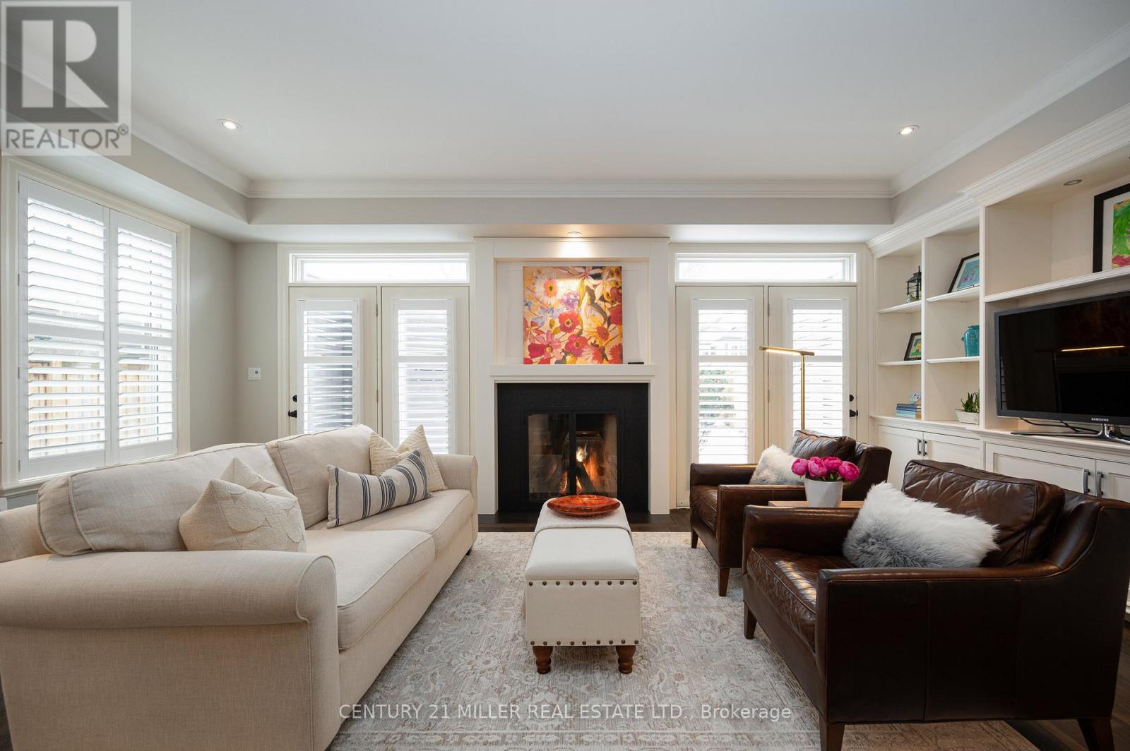 45 Head Street, Oakville, Ontario  L6K 1L4 - Photo 15 - W12806280