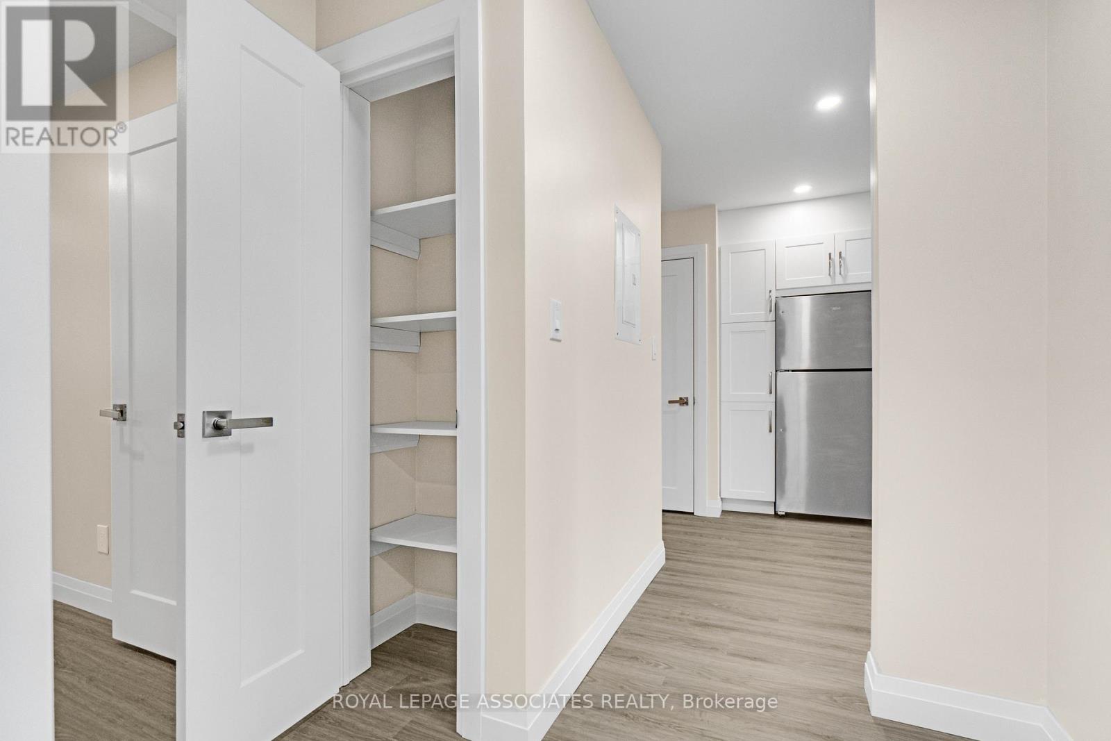 98 Sixth Avenue, Brantford, Ontario  N3S 1B2 - Photo 23 - X12806228