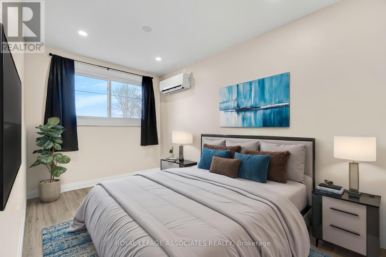 98 Sixth Avenue, Brantford, Ontario  N3S 1B2 - Photo 6 - X12806228