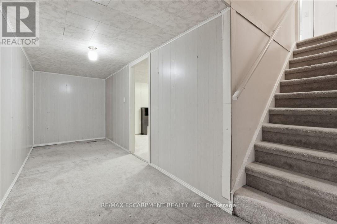 360 Silverbirch Boulevard, Hamilton, Ontario  L0R 1W0 - Photo 23 - X12806240