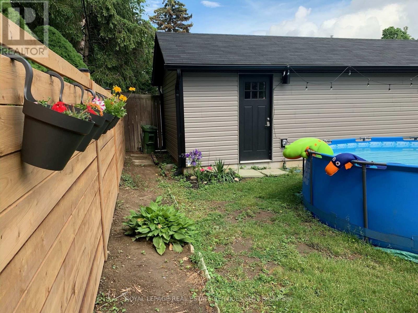 16 Wareside Road, Toronto, Ontario  M9C 3B2 - Photo 49 - W12806180