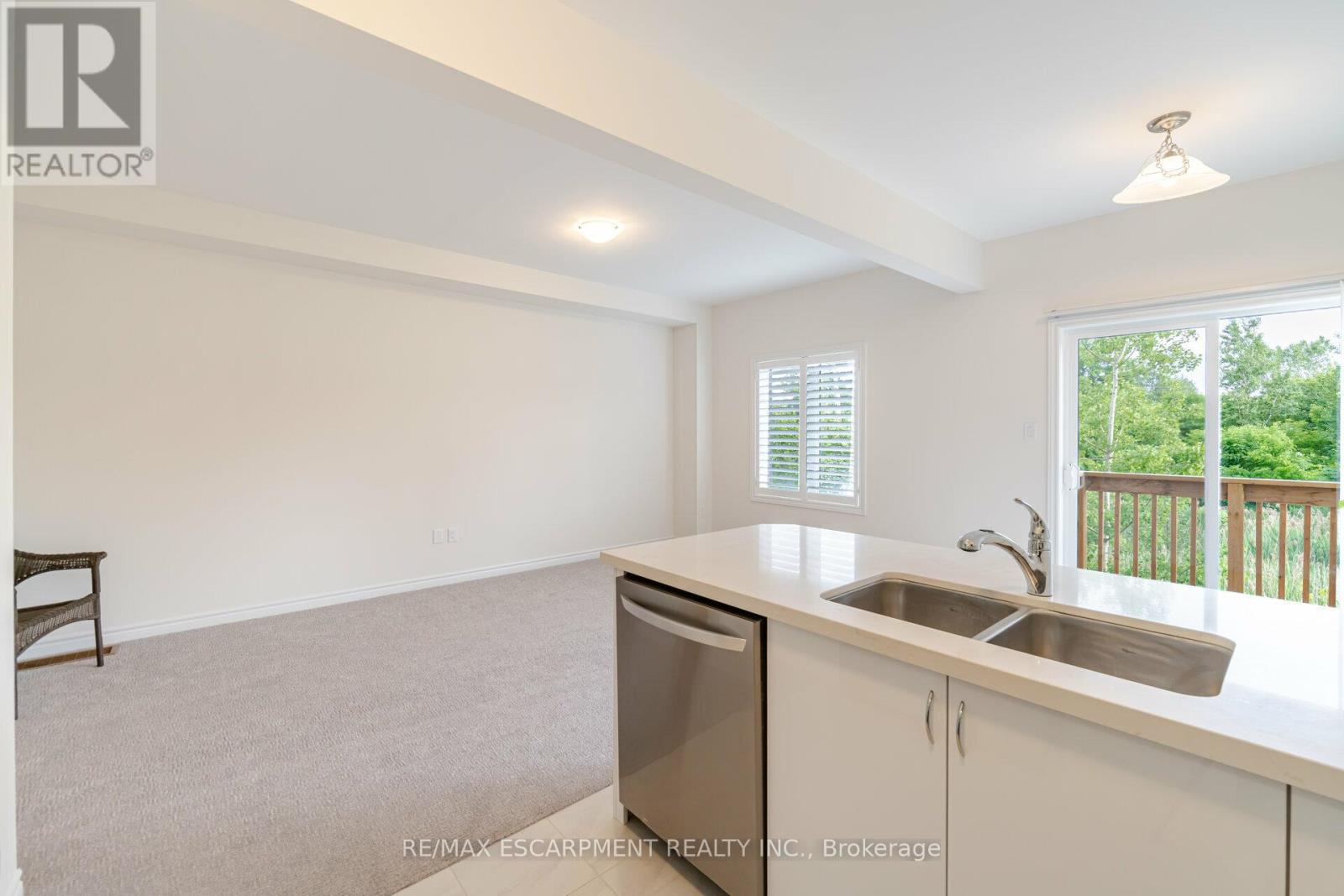 96 - 305 Garner Road W, Hamilton, Ontario  L9G 3K9 - Photo 17 - X12776206