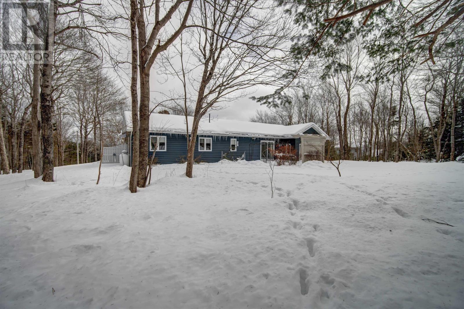 8 Castlewood Drive, Fall River, Nova Scotia  B2T 1E8 - Photo 5 - 202603145