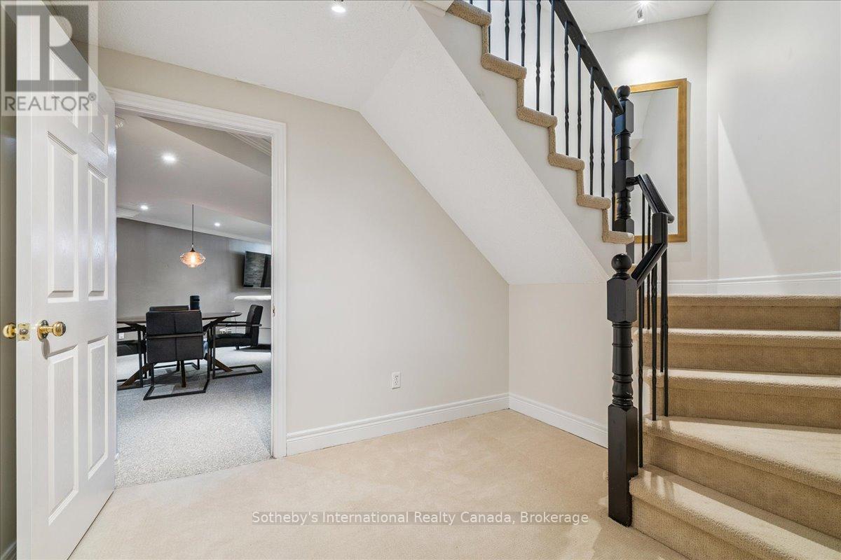 2509 Armour Crescent, Burlington, Ontario  L7M 4S7 - Photo 37 - W12806230