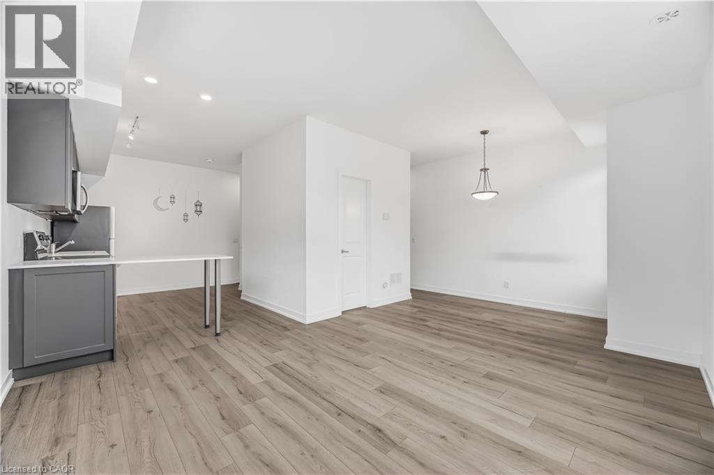 3062 Sixth Line Unit# 342, Oakville, Ontario  L6M 1P8 - Photo 11 - 40806488