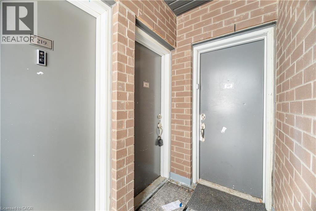 3062 Sixth Line Unit# 342, Oakville, Ontario  L6M 1P8 - Photo 2 - 40806488