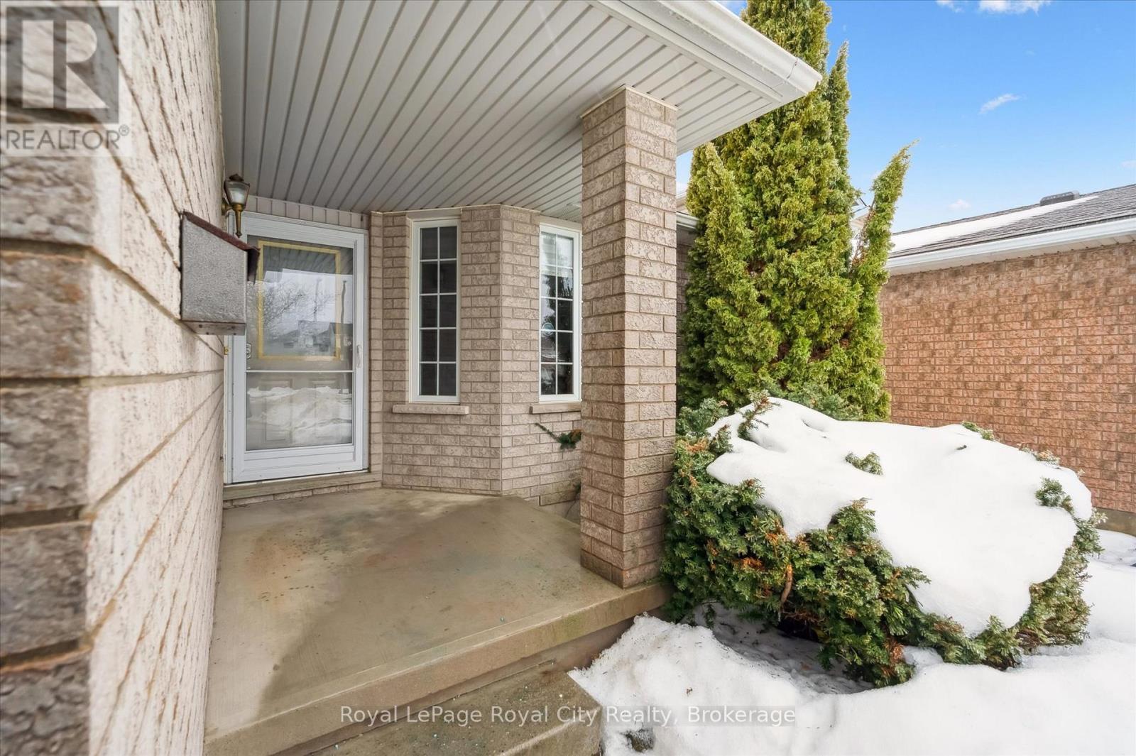 45 Borland Drive, Guelph, Ontario  N1G 5B5 - Photo 2 - X12806324