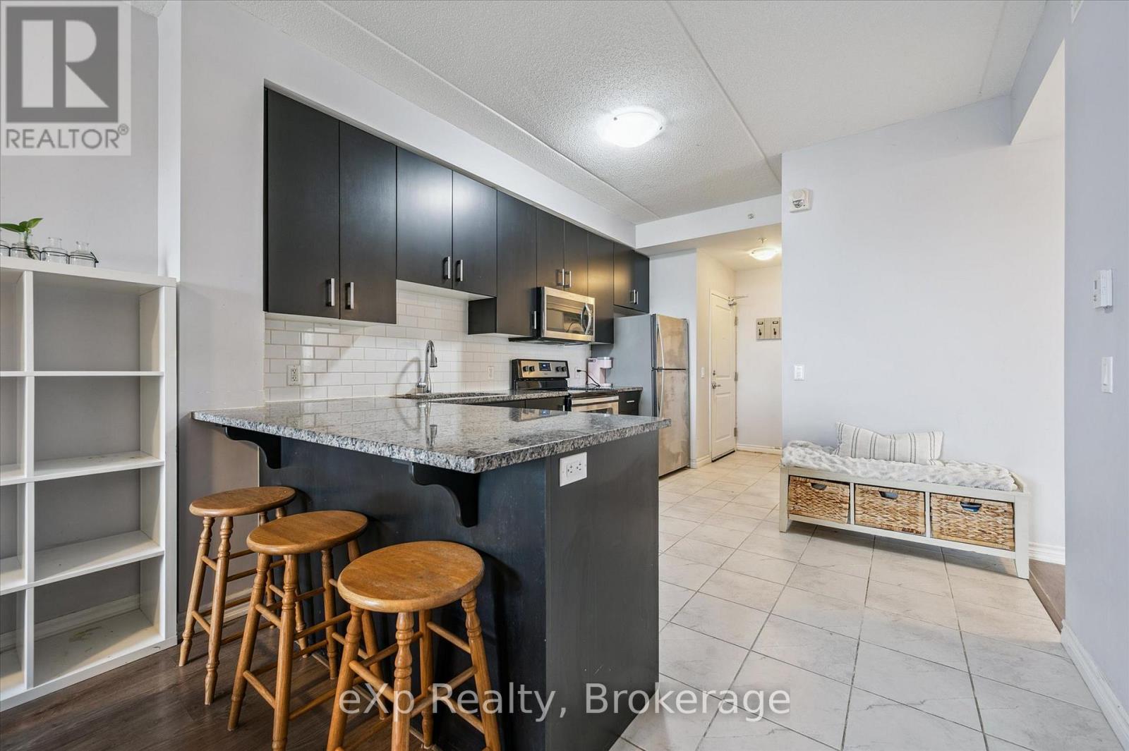 1284 Gordon Street, Guelph, Ontario  N1L 0M8 - Photo 12 - X12806432