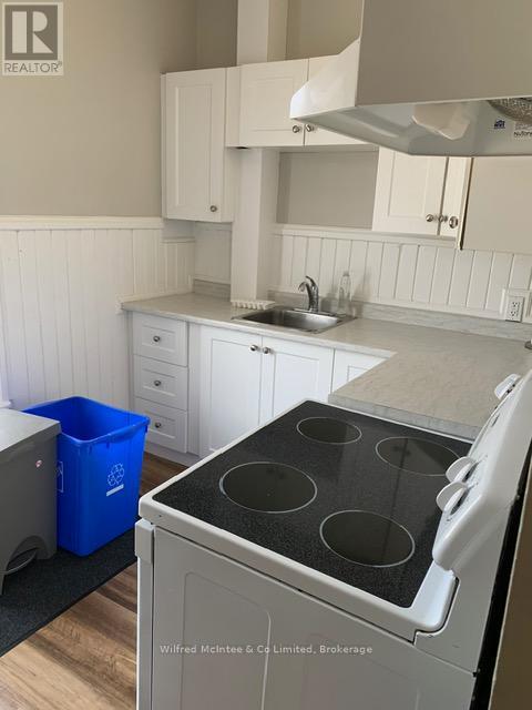 433 Broadway Street, Kincardine, Ontario  N2Z 2G5 - Photo 28 - X12806440