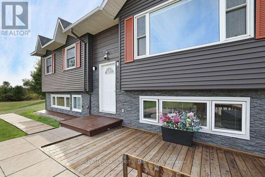 1181 Holbrook Road, Montague, Ontario  K7A 4S7 - Photo 2 - X12806292