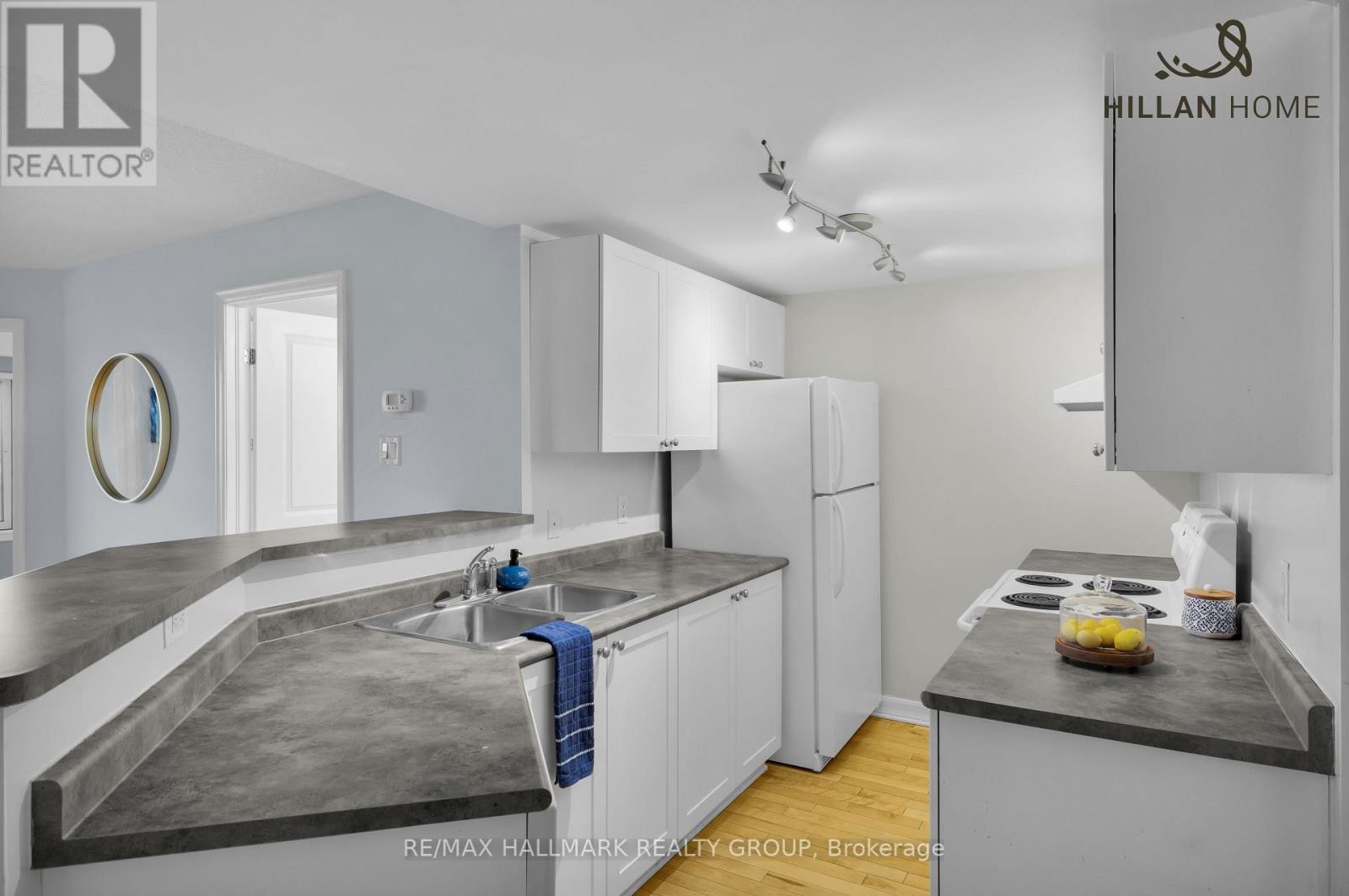 4e - 310 Central Park Drive, Ottawa, Ontario  K2C 4G4 - Photo 25 - X12806478