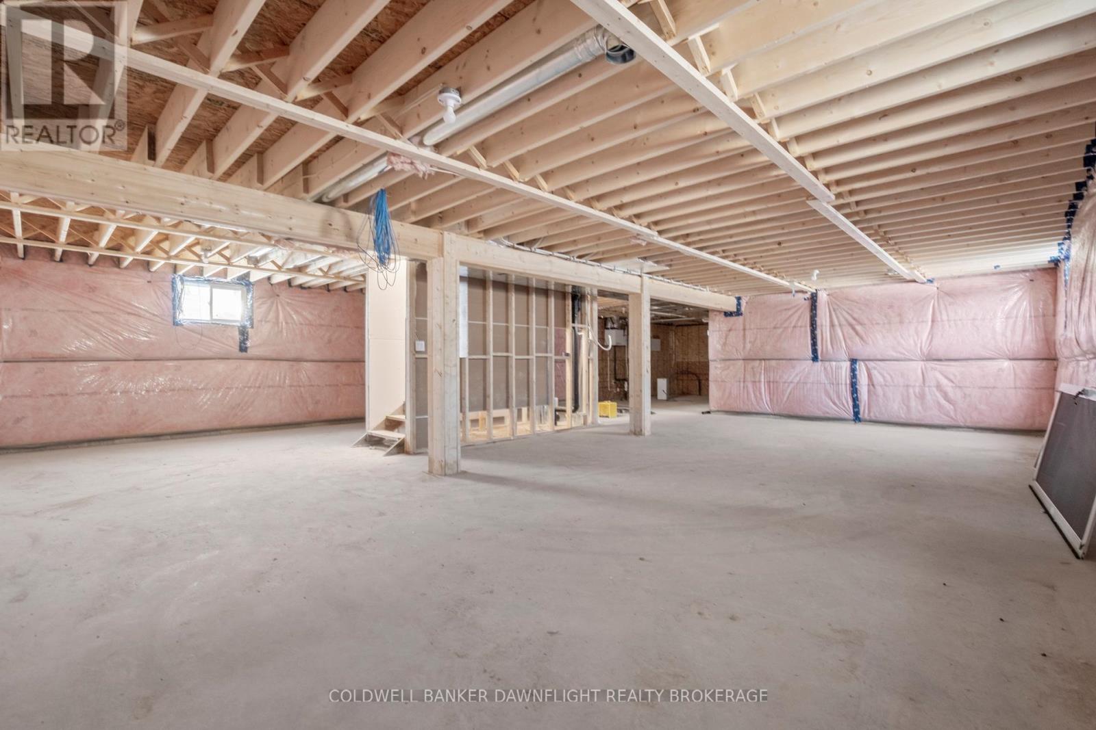 Photo 17 of 22 for 115 Victoria Avenue