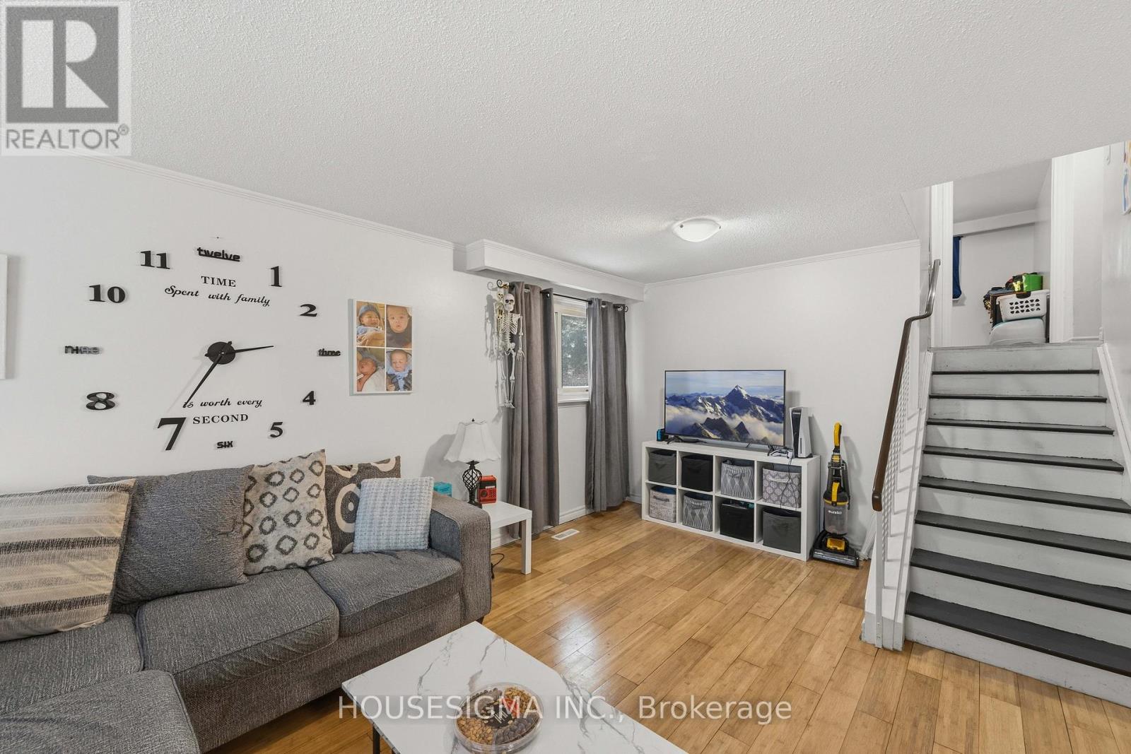 7 Briarbluff Avenue, Toronto, Ontario  M1E 3H2 - Photo 7 - E12806484