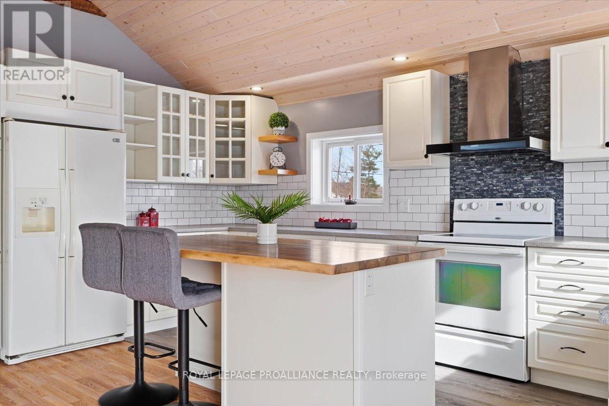 311 Jamieson Street E, Tweed (Tweed (Village)), Ontario  K0K 3J0 - Photo 12 - X12806334