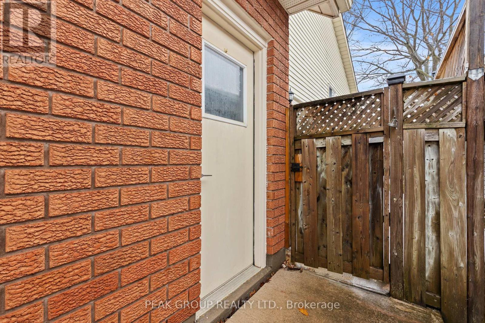 3387 Cardinal Drive, Niagara Falls, Ontario L2H 3A6 - Photo 16 - X12806408