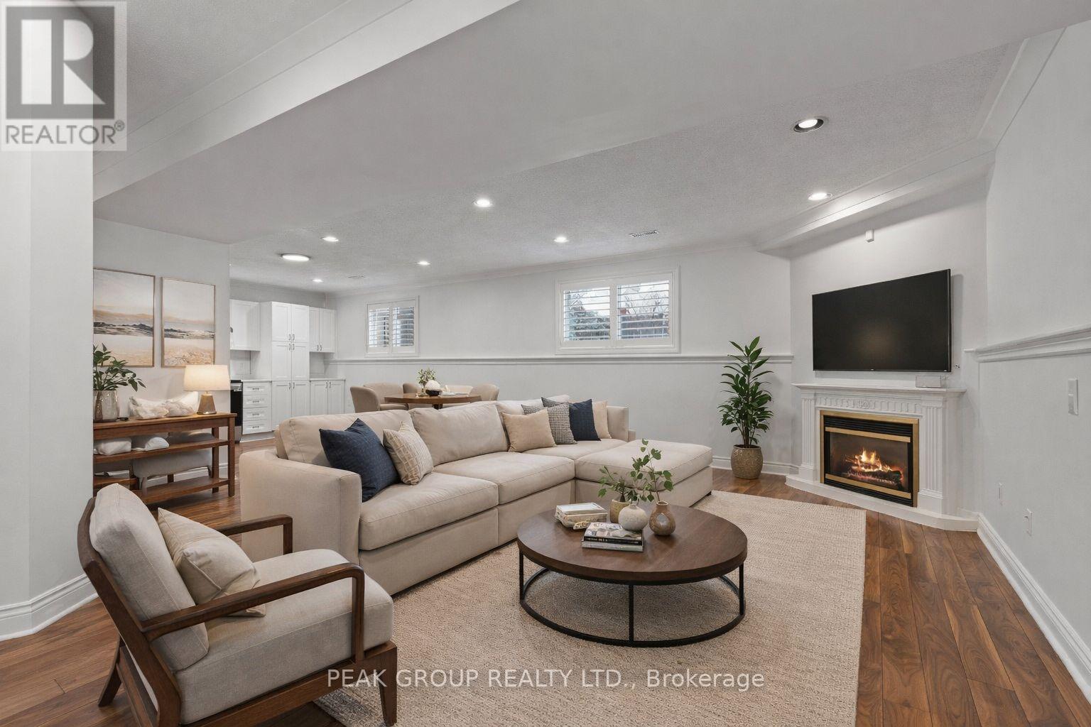 3387 Cardinal Drive, Niagara Falls, Ontario L2H 3A6 - Photo 4 - X12806408