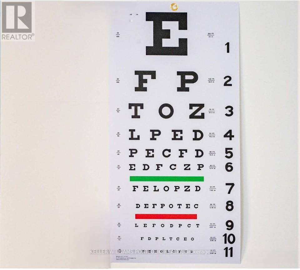 101y - Examination Room - 1910 Yonge Street, Toronto, Ontario  M4S 1Z5 - Photo 2 - C12806294