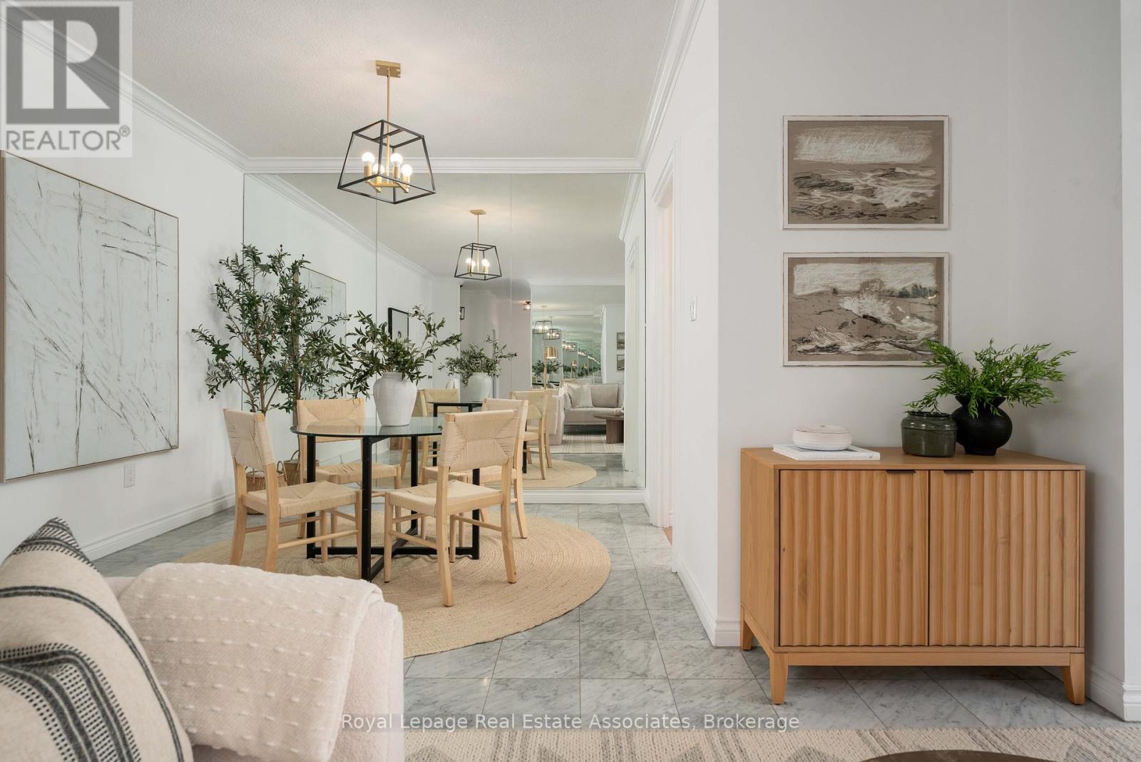 702 - 86 Gloucester Street, Toronto, Ontario  M4Y 2S2 - Photo 10 - C12806398